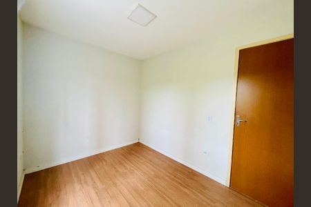 Quarto 2 de apartamento para alugar com 2 quartos, 48m² em Jardim São Luis, Guarulhos