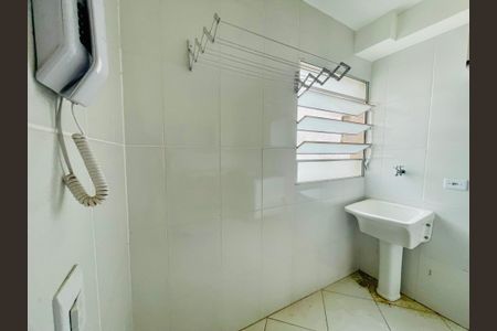 Apartamento para alugar com 48m², 2 quartos e sem vaga Apartamento para alugar com 48m², 2 quartos e sem vagaÁrea de Serviço