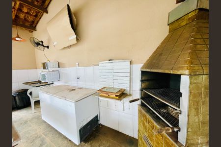 Apartamento para alugar com 48m², 2 quartos e sem vaga Apartamento para alugar com 48m², 2 quartos e sem vagaÁrea comum - Churrasqueira