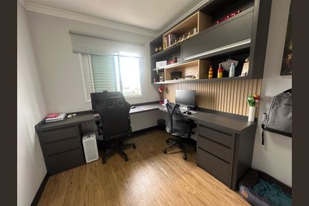 Apartamento para alugar com 78m², 2 quartos e 2 vagasQuarto