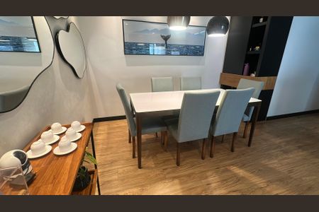 Apartamento para alugar com 78m², 2 quartos e 2 vagasSala