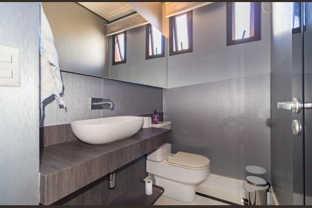 Apartamento para alugar com 370m², 3 quartos e 6 vagasLavabo