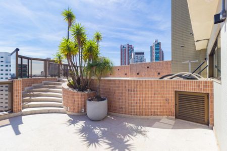 Apartamento para alugar com 370m², 3 quartos e 6 vagasCobertura