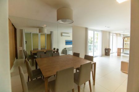 Apartamento à venda com 89m², 2 quartos e 1 vagaÁrea comum