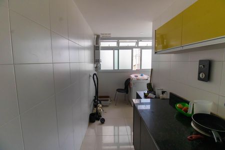 Apartamento à venda com 89m², 2 quartos e 1 vagaCozinha e Área de Serviço