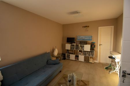 Casa de condomínio à venda com 350m², 3 quartos e 2 vagasQuarto 