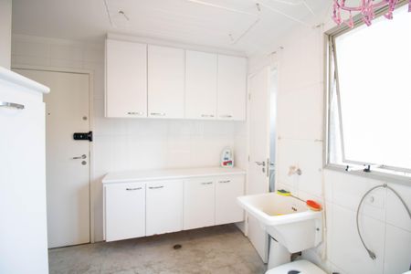 Apartamento à venda com 160m², 3 quartos e 2 vagasÁrea de Serviço