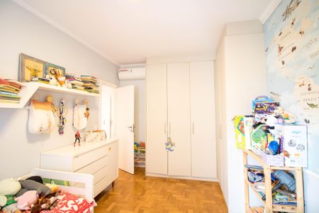 Apartamento à venda com 160m², 3 quartos e 2 vagasQuarto 3