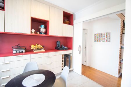 Apartamento à venda com 160m², 3 quartos e 2 vagasCozinha