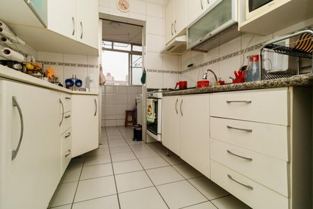 Apartamento à venda com 55m², 2 quartos e 2 vagas Apartamento à venda com 55m², 2 quartos e 2 vagasCozinha