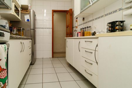 Apartamento à venda com 55m², 2 quartos e 2 vagas Apartamento à venda com 55m², 2 quartos e 2 vagasCozinha