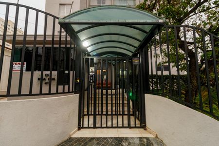 Apartamento à venda com 55m², 2 quartos e 2 vagas Apartamento à venda com 55m², 2 quartos e 2 vagasFachada