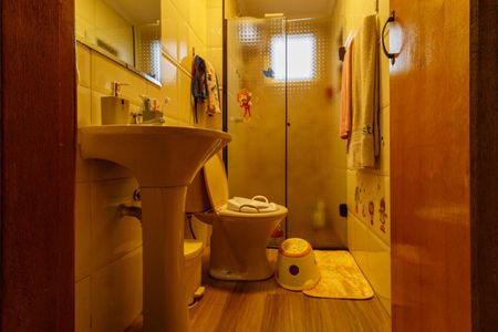 Apartamento à venda com 55m², 2 quartos e 2 vagas Apartamento à venda com 55m², 2 quartos e 2 vagasBanheiro