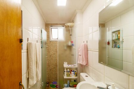 Apartamento à venda com 55m², 2 quartos e 2 vagas Apartamento à venda com 55m², 2 quartos e 2 vagasBanheiro da Suíte