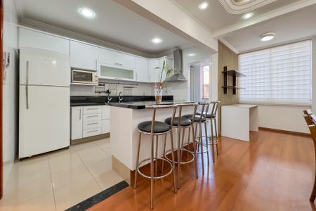 Apartamento à venda com 118m², 2 quartos e sem vaga Apartamento à venda com 118m², 2 quartos e sem vagaCozinha