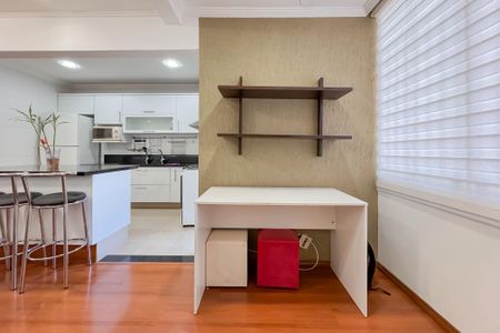 Apartamento à venda com 118m², 2 quartos e sem vaga Apartamento à venda com 118m², 2 quartos e sem vagaSala