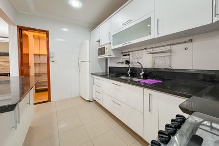 Apartamento à venda com 118m², 2 quartos e sem vaga Apartamento à venda com 118m², 2 quartos e sem vagaCozinha