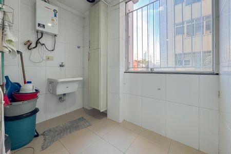 Apartamento à venda com 118m², 2 quartos e sem vaga Apartamento à venda com 118m², 2 quartos e sem vagaÁrea de Serviço