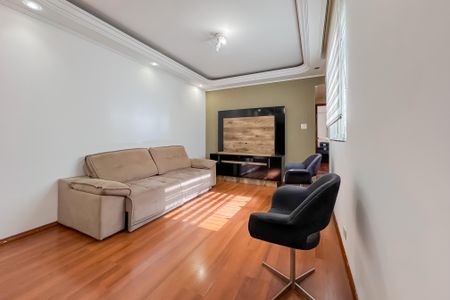 Apartamento à venda com 118m², 2 quartos e sem vaga Apartamento à venda com 118m², 2 quartos e sem vagaSala