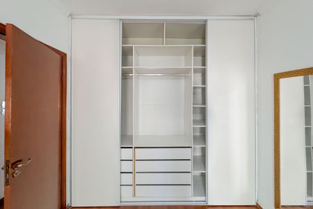 Apartamento à venda com 118m², 2 quartos e sem vaga Apartamento à venda com 118m², 2 quartos e sem vagaQuarto 2