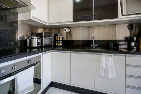 Apartamento à venda com 73m², 2 quartos e 2 vagasCozinha