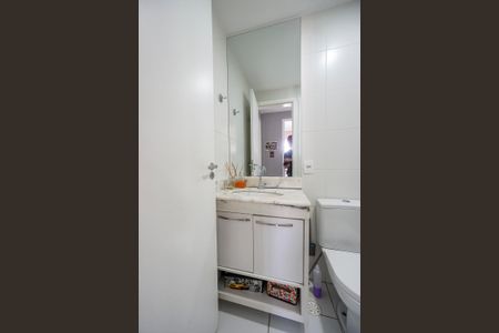 Apartamento à venda com 73m², 2 quartos e 2 vagasBanheiro social