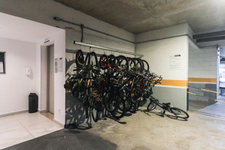 Apartamento à venda com 73m², 2 quartos e 2 vagasCondomínio - Bicicletário 