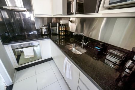 Apartamento à venda com 73m², 2 quartos e 2 vagasCozinha
