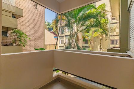 Apartamento à venda com 65m², 2 quartos e 1 vagaSacada