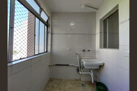 Apartamento à venda com 64m², 3 quartos e 1 vagaÁrea de Serviço