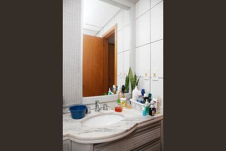 Apartamento à venda com 87m², 3 quartos e 2 vagasBanheiro 2