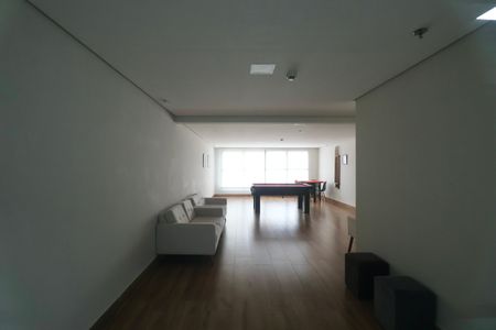 Apartamento para alugar com 30m², 1 quarto e 1 vaga Apartamento para alugar com 30m², 1 quarto e 1 vagaÁrea comum - Salão de festas