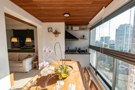 Apartamento para alugar com 70m², 2 quartos e 1 vaga Apartamento para alugar com 70m², 2 quartos e 1 vagaVaranda