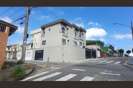 Casa à venda com 122m², 2 quartos e 2 vagas