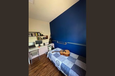 Casa à venda com 800m², 4 quartos e 5 vagas Casa à venda com 800m², 4 quartos e 5 vagasQuarto 4