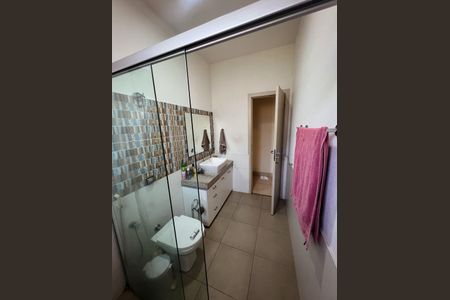 Casa à venda com 800m², 4 quartos e 5 vagas Casa à venda com 800m², 4 quartos e 5 vagasBanheiro 3