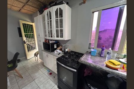 Casa à venda com 360m², 3 quartos e 4 vagas Casa à venda com 360m², 3 quartos e 4 vagasCozinha