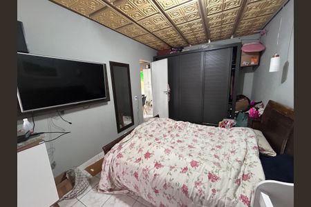 Casa à venda com 360m², 3 quartos e 4 vagas Casa à venda com 360m², 3 quartos e 4 vagasQuarto