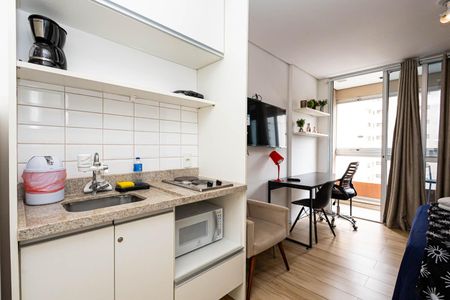 Studio para alugar com 21m², 1 quarto e 1 vaga Studio para alugar com 21m², 1 quarto e 1 vagaCozinha