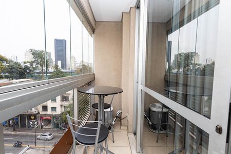 Studio para alugar com 21m², 1 quarto e 1 vaga Studio para alugar com 21m², 1 quarto e 1 vagaVaranda