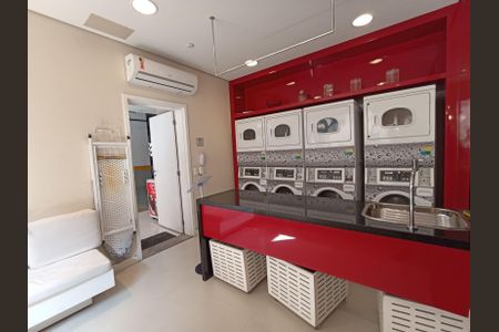 Studio para alugar com 21m², 1 quarto e 1 vaga Studio para alugar com 21m², 1 quarto e 1 vagaLavanderia