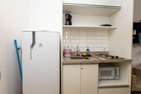 Studio para alugar com 21m², 1 quarto e 1 vaga Studio para alugar com 21m², 1 quarto e 1 vagaCozinha