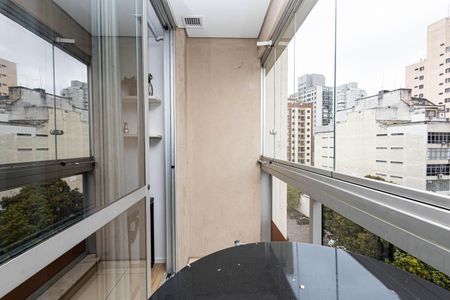 Studio para alugar com 21m², 1 quarto e 1 vaga Studio para alugar com 21m², 1 quarto e 1 vagaVaranda