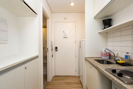 Studio para alugar com 21m², 1 quarto e 1 vaga Studio para alugar com 21m², 1 quarto e 1 vagaCozinha