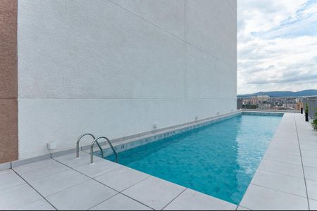 Apartamento à venda com 28m², 1 quarto e sem vagaÁrea Comum - Piscina
