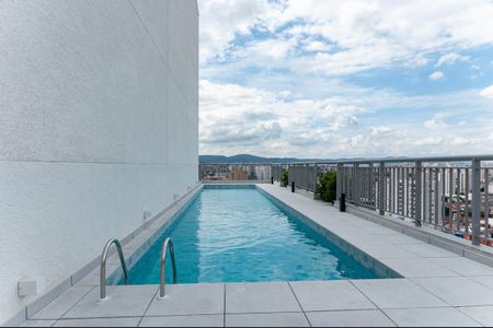 Apartamento à venda com 28m², 1 quarto e sem vagaÁrea Comum - Piscina