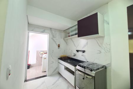 Cozinha de casa para alugar com 2 quartos, 55m² em Cidade São Mateus, São Paulo