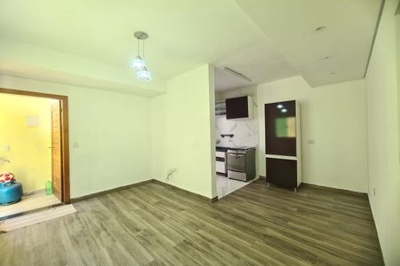 Sala de casa para alugar com 2 quartos, 55m² em Cidade São Mateus, São Paulo