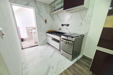 Cozinha de casa para alugar com 2 quartos, 55m² em Cidade São Mateus, São Paulo