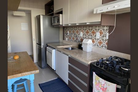 Cozinha de apartamento à venda com 2 quartos, 73m² em Farroupilha, Porto Alegre